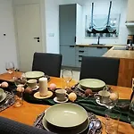 Holiday home Dom Nad Jeziorem Widokowka Zywiec