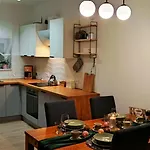 Dom Nad Jeziorem Widokowka Zywiec