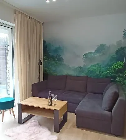 Semesterbostad Dom Nad Jeziorem Widokowka Żywiec