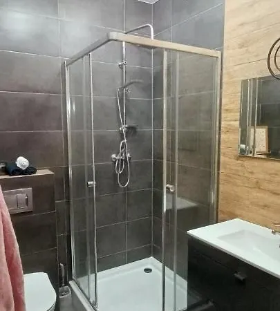 Semesterbostad Dom Nad Jeziorem Widokowka *