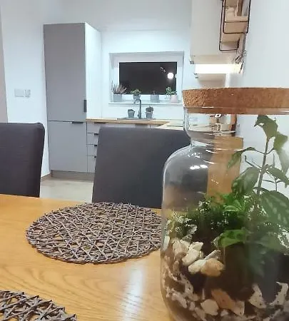 Dom Nad Jeziorem Widokowka Hébergement de vacances *